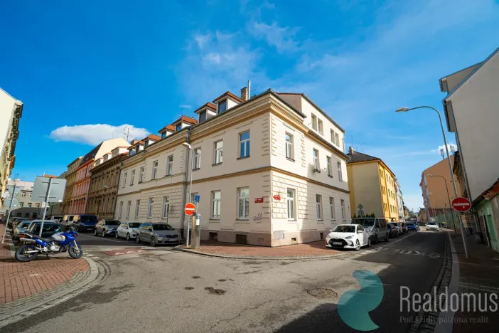 Pronájem bytu 2+kk, České Budějovice, J. Š. Baara, 57 m2