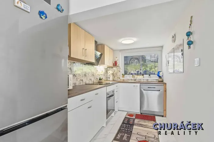 Pronájem chaty, Lešany, 80 m2