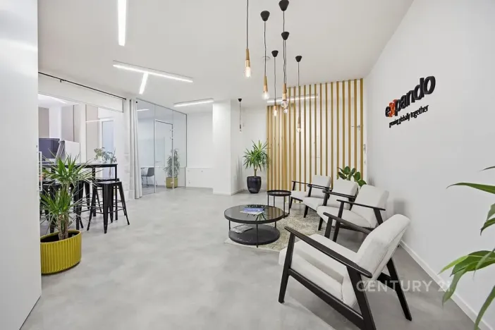 Prodej kanceláře, Praha - Smíchov, Na Zatlance, 232 m2