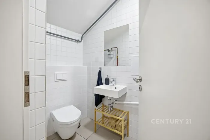 Prodej kanceláře, Praha - Smíchov, Na Zatlance, 232 m2