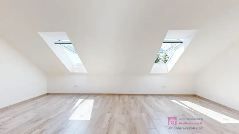 Prodej bytu 3+kk, Břeclav, Kapusty, 125 m2