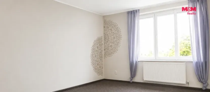 Pronájem komerční nemovitosti, Kladno, náměstí starosty Pavla, 34 m2