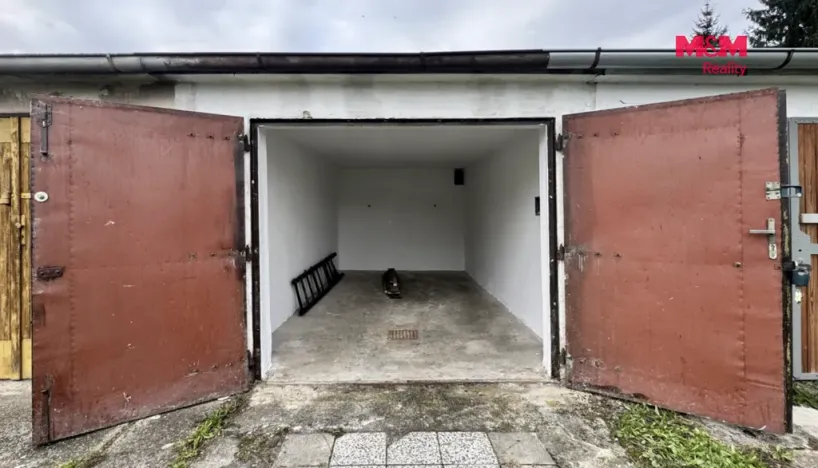 Prodej garáže, Praha - Kbely, 17 m2