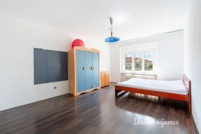 Pronájem bytu 3+1, Praha - Žižkov, Baranova, 89 m2