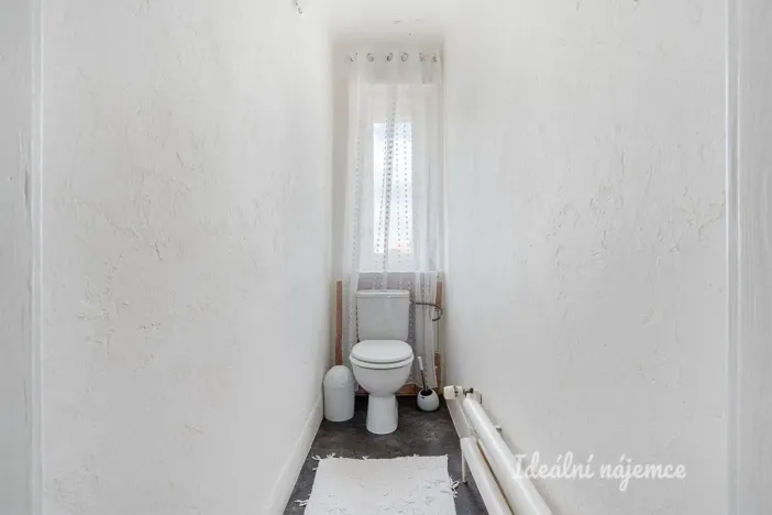 Pronájem bytu 3+1, Praha - Žižkov, Baranova, 89 m2