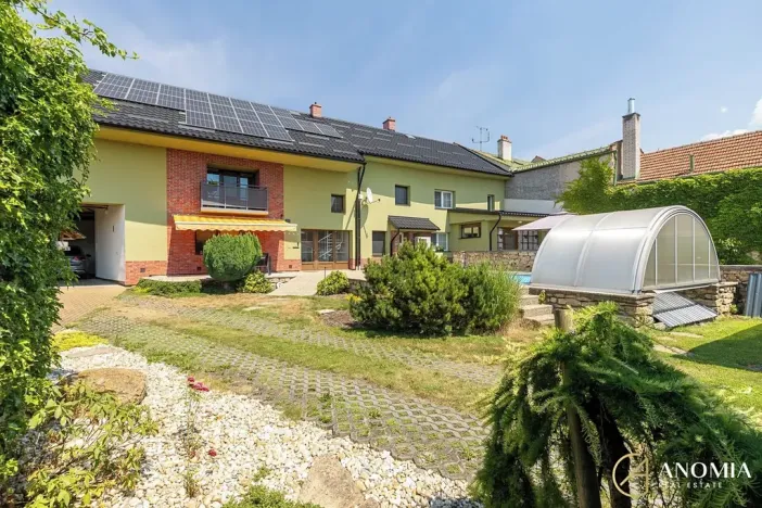 Prodej rodinného domu, Tučín, 332 m2