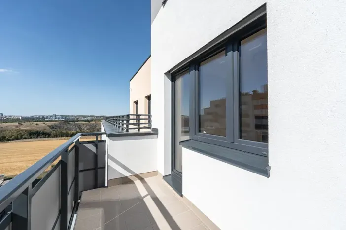 Pronájem bytu 1+kk, Praha - Hlubočepy, Fabiánové, 31 m2