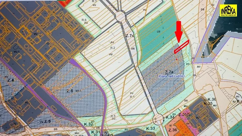Prodej komerčního pozemku, Planá nad Lužnicí, 1838 m2