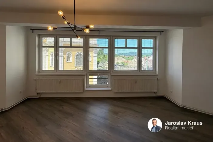 Pronájem bytu 2+kk, Jičín, Ruská, 71 m2