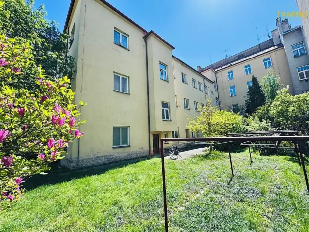 Prodej činžovního domu, Pardubice, náměstí Čs. legií, 1100 m2