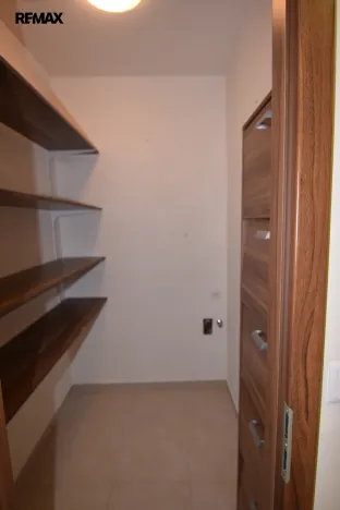 Pronájem bytu 3+1, Olomouc - Lazce, Urxova, 78 m2