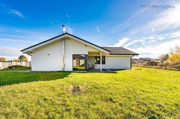 Prodej rodinného domu, Krupá, 131 m2