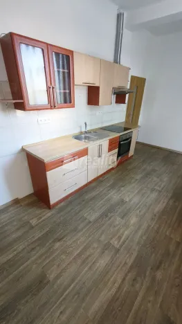 Pronájem bytu 2+1, Náměšť nad Oslavou, 65 m2