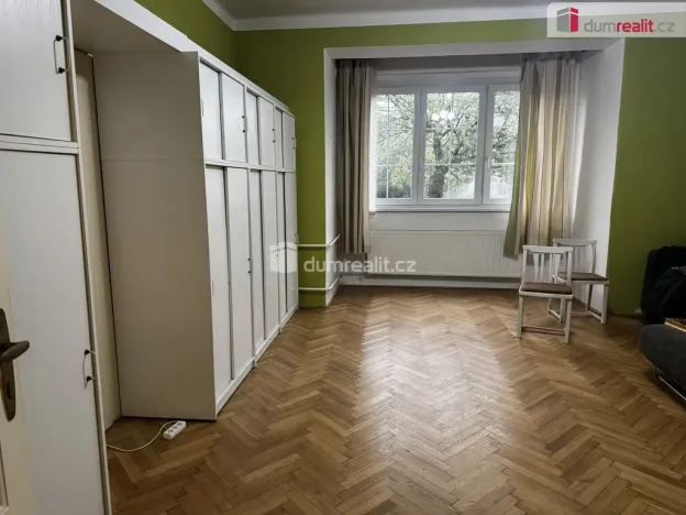 Pronájem kanceláře, Pardubice - Bílé Předměstí, Na Okrouhlíku, 290 m2