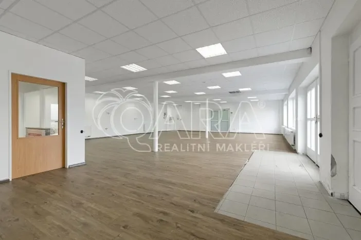 Pronájem obchodního prostoru, Nový Jičín, Riegrova, 149 m2