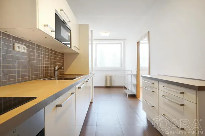 Pronájem bytu 3+1, Praha - Zbraslav, 78 m2