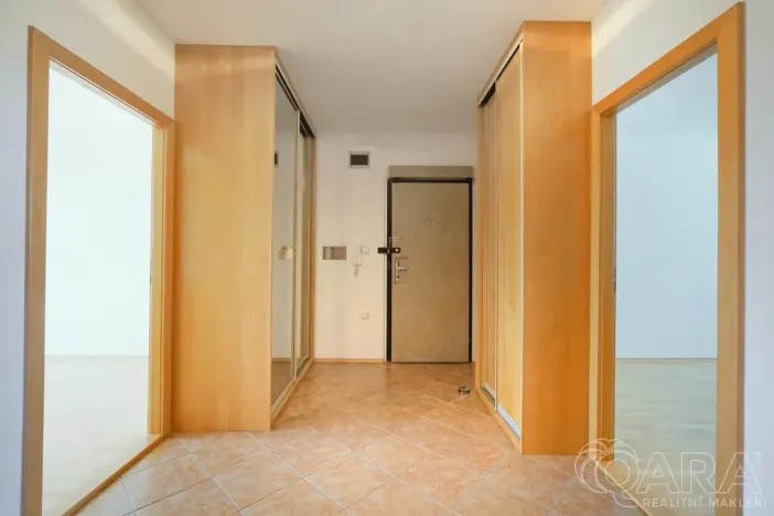 Pronájem bytu 3+1, Praha - Zbraslav, 78 m2