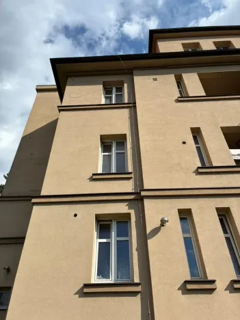 Pronájem bytu 2+kk, Praha - Libeň, Bulovka, 45 m2