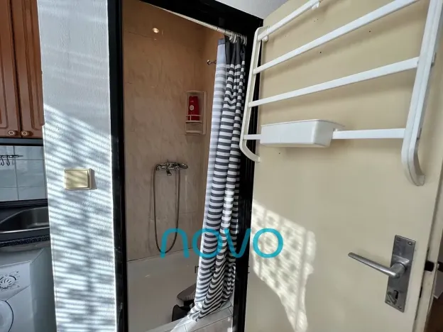 Pronájem bytu 1+kk, Praha - Hloubětín, Zelenečská, 21 m2