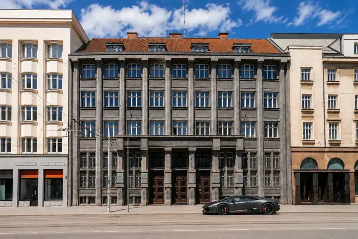 Prodej komerční nemovitosti, Ostrava, Nádražní, 2444 m2