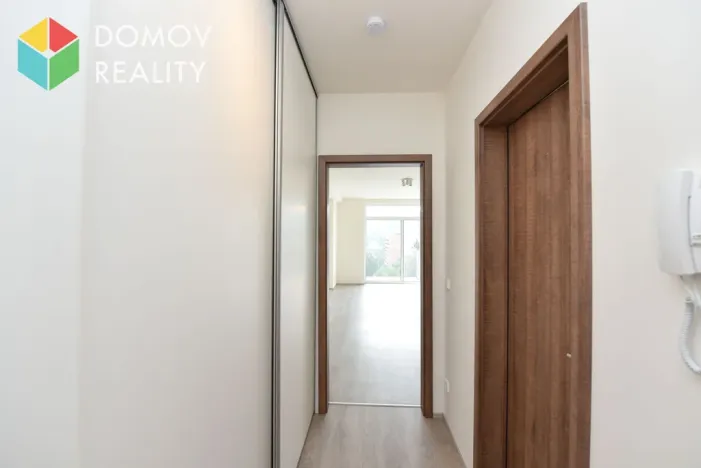 Pronájem bytu 1+kk, Beroun - Beroun-Město, Nepilova, 37 m2