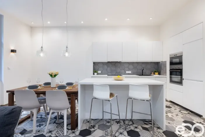 Prodej bytu 2+kk, Praha - Žižkov, Ježkova, 79 m2