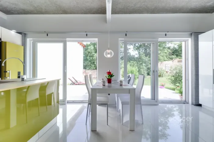 Pronájem bytu 1+kk, Vojkovice, 65 m2