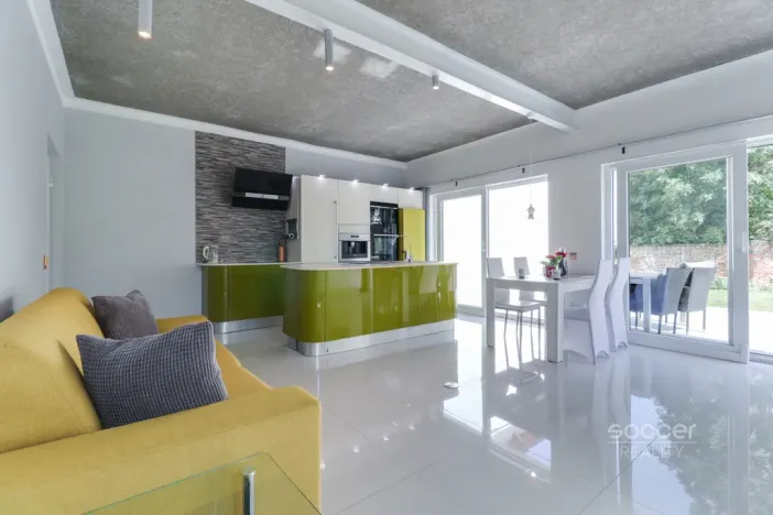Pronájem bytu 1+kk, Vojkovice, 65 m2