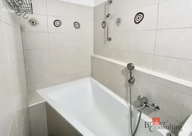 Pronájem bytu 2+1, Český Krumlov - Nádražní Předměstí, Sídliště Vyšný, 53 m2