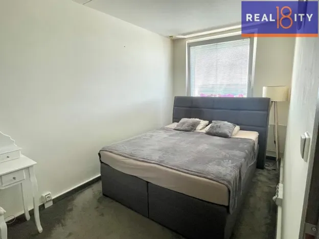 Pronájem bytu 2+kk, Praha, Suchý vršek, 46 m2