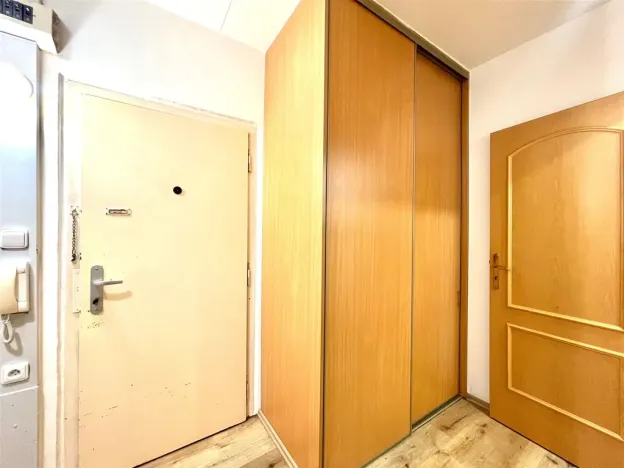 Pronájem bytu 2+kk, Praha - Řepy, Laudova, 49 m2