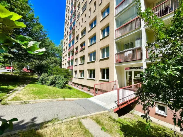 Pronájem bytu 2+kk, Praha - Řepy, Laudova, 49 m2