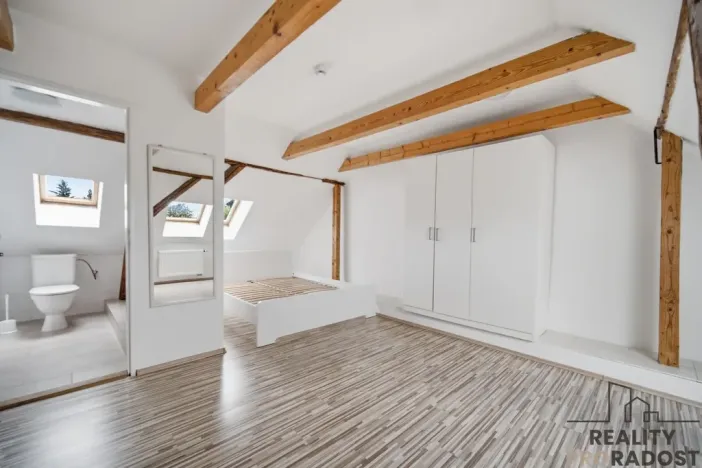 Pronájem bytu 2+1, Pardubice, Dašická, 54 m2