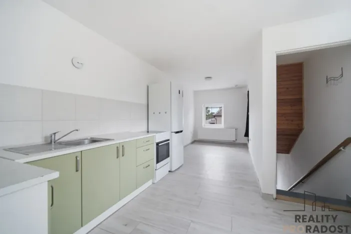 Pronájem bytu 2+1, Pardubice, Dašická, 54 m2