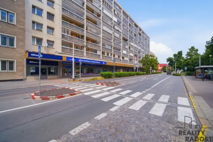 Pronájem bytu 1+kk, Pardubice, Palackého třída, 32 m2