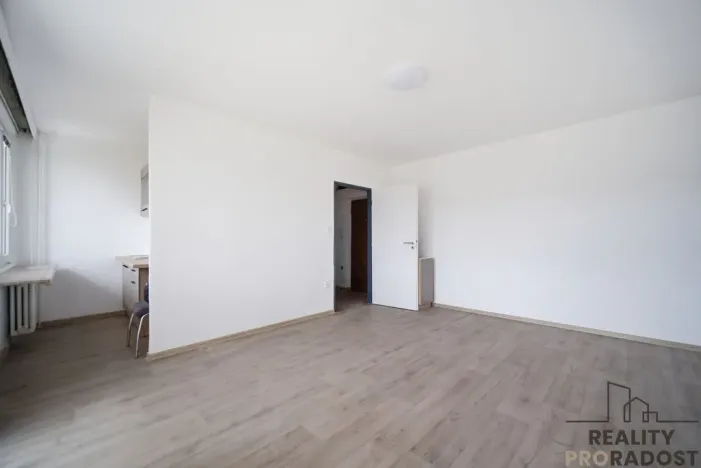 Pronájem bytu 1+kk, Pardubice, Palackého třída, 32 m2