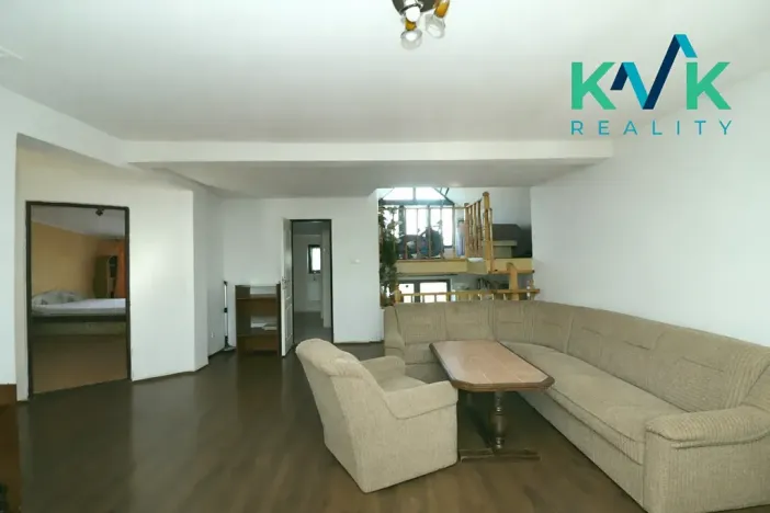 Prodej restaurace, Krásné Údolí, 227 m2