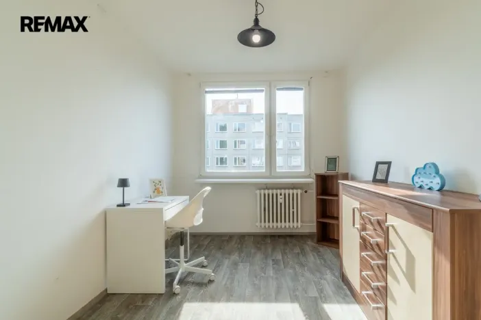 Prodej bytu 2+kk, Praha - Komořany, Na Komořsku, 43 m2