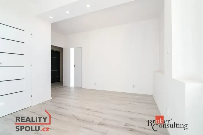 Prodej bytu 2+kk, Karviná - Nové Město, Jaroslava Vrchlického, 40 m2
