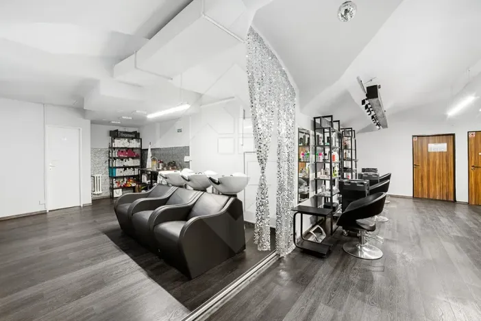 Pronájem obchodního prostoru, Praha, Školská, 150 m2
