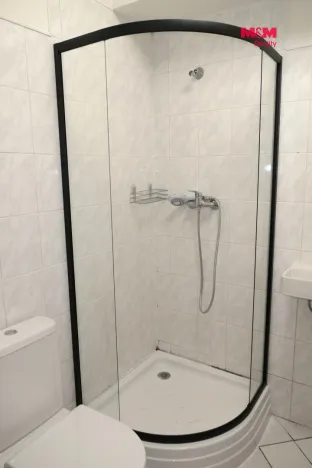 Pronájem bytu 1+kk, Praha - Libeň, Kašparovo náměstí, 28 m2