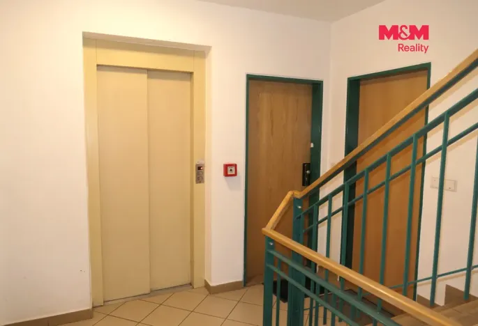 Pronájem bytu 1+kk, Praha - Libeň, Kašparovo náměstí, 28 m2