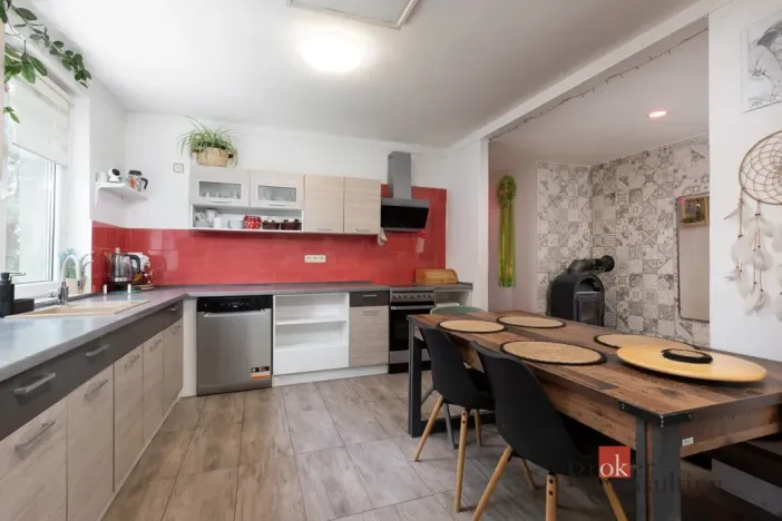 Prodej bytu 3+1, Čermná ve Slezsku, 76 m2
