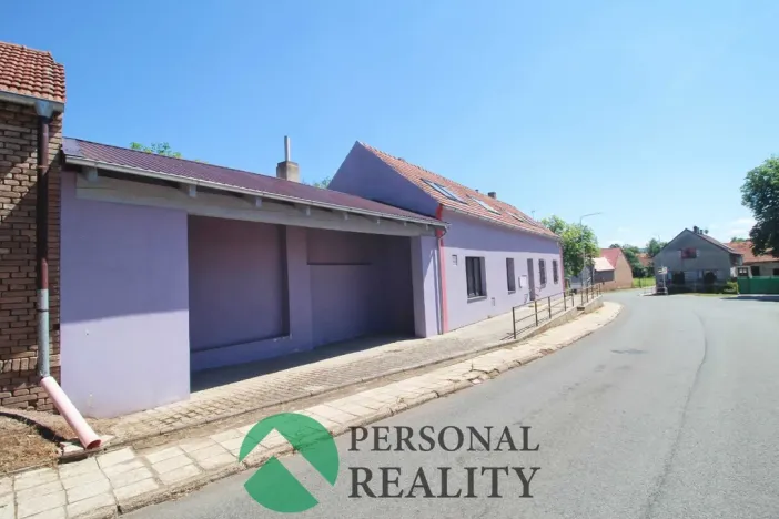 Prodej komerční nemovitosti, Krupá, 130 m2