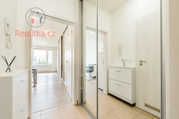 Prodej bytu 1+kk, Praha - Letňany, Pavla Beneše, 37 m2