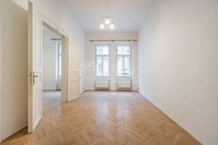 Pronájem bytu 3+kk, Praha - Nové Město, Hálkova, 77 m2