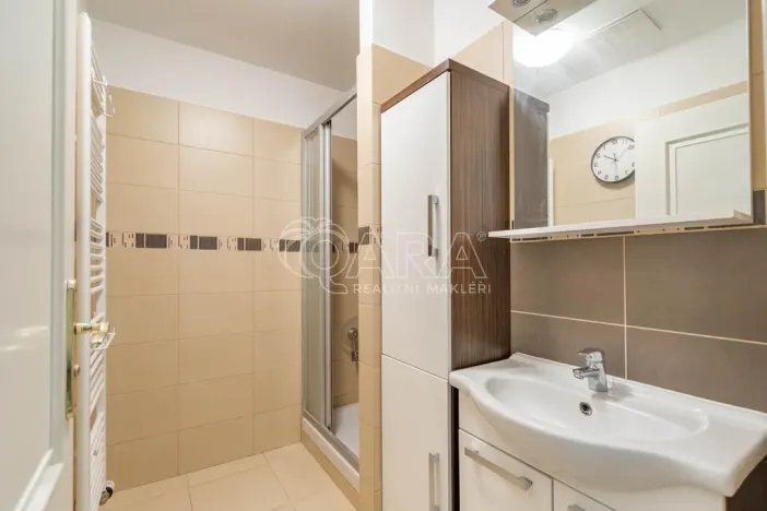 Pronájem bytu 3+kk, Praha - Nové Město, Hálkova, 77 m2