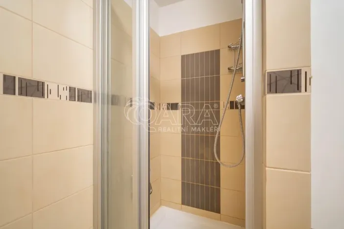Pronájem bytu 3+kk, Praha - Nové Město, Hálkova, 77 m2