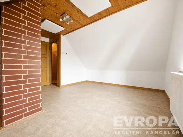 Pronájem bytu 2+kk, Dolní Branná, 40 m2
