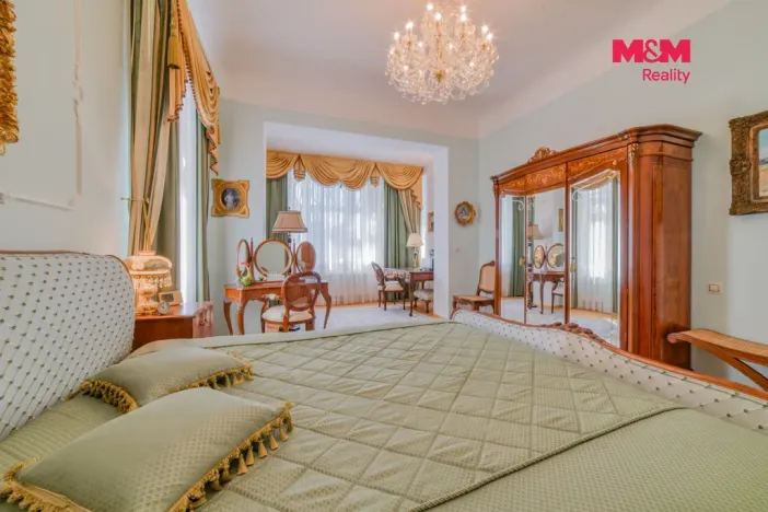 Prodej bytu 3+1, Mariánské Lázně - Úšovice, Anglická, 95 m2